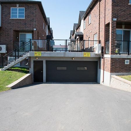 Luxury Two Story Villa Unit D Laval Ngoại thất bức ảnh