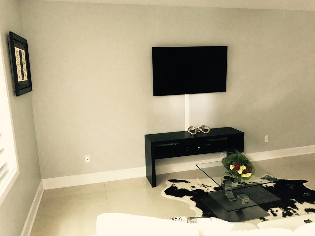 Luxury Two Story Villa Unit D Laval Ngoại thất bức ảnh